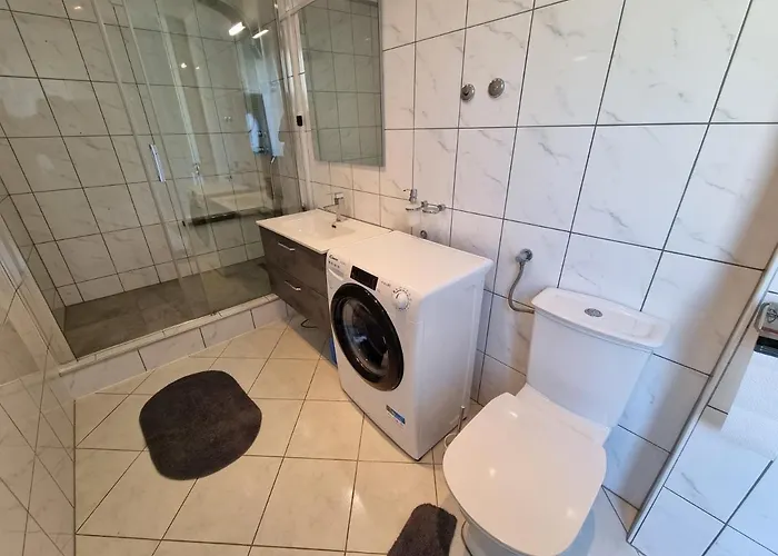 Niko Lux With Jacuzzi Only 70m From The Appartamento Dramalj