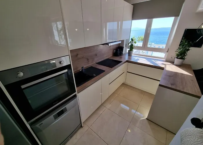 Appartamento Niko Lux With Jacuzzi Only 70m From The