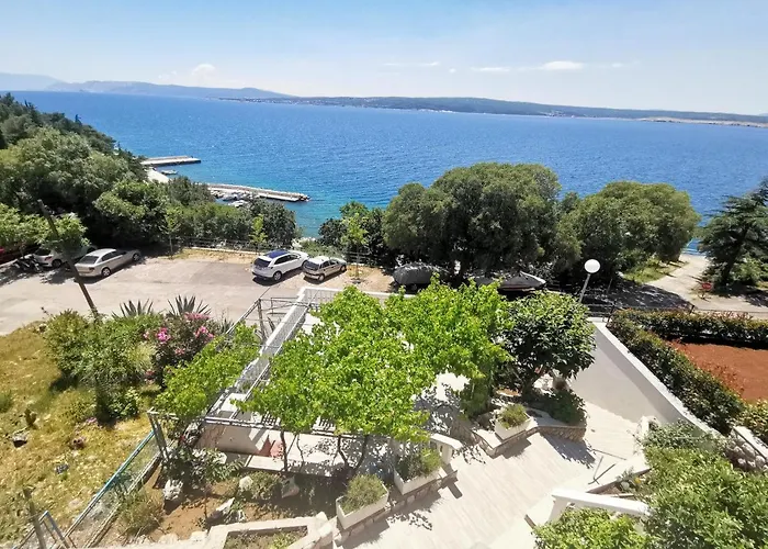 Niko Lux With Jacuzzi Only 70m From The *